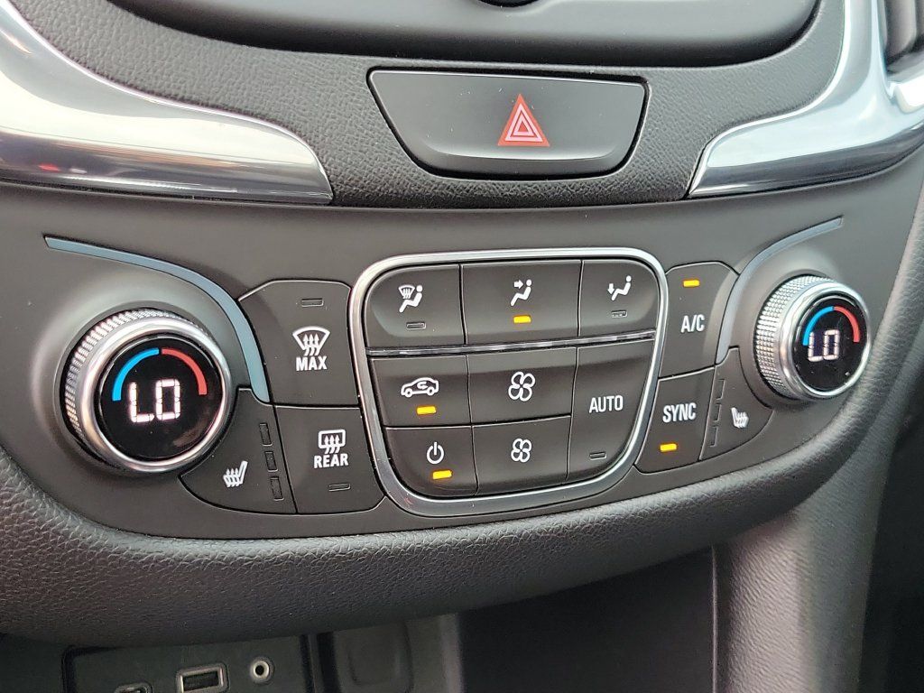 Used 2020 Chevrolet Equinox LT FWD image 20