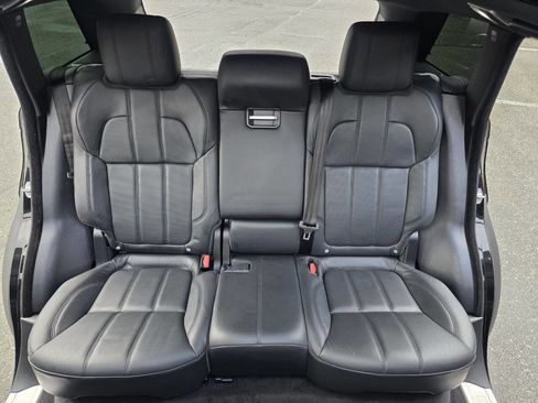 Used 2017 Land Rover Range Rover Sport HSE image 11