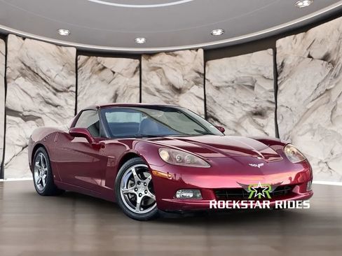 Used 2006 Chevrolet Corvette Coupe w/ Preferred Equipment Group RWD image 35