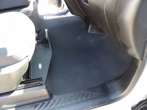 Used 2023 Chevrolet Silverado 2500 Custom w/ Infotainment Package image 26