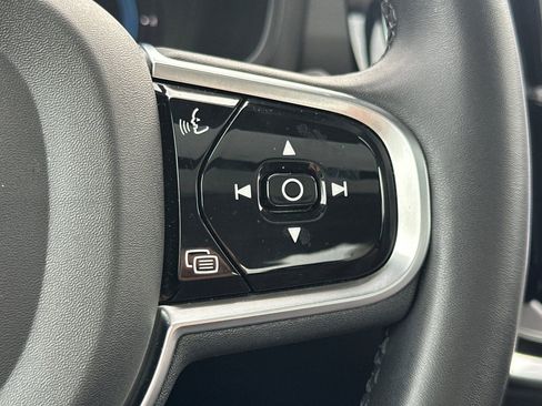 Used 2024 Volvo S60 B5 Plus image 36