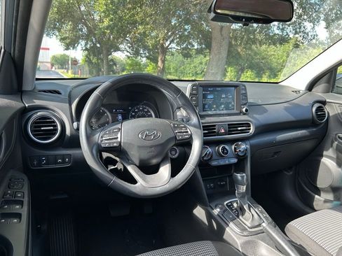 Used 2019 Hyundai Kona SEL w/ SEL Tech Package 02 FWD image 13