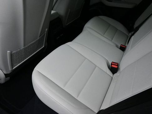 New 2026 Porsche Macan Electric RWD image 15