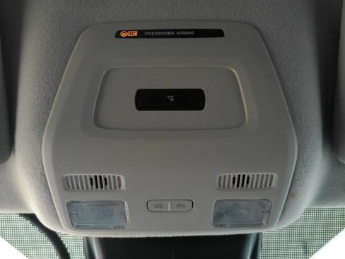 Used 2025 Ford Transit 250 148 Medium Roof RWD image 36