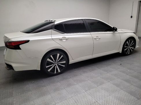Used 2020 Nissan Altima 2.5 SR FWD image 10