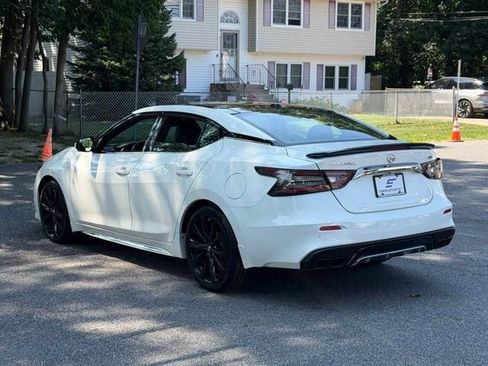 Used 2019 Nissan Maxima SR w/ Premium Package FWD image 8