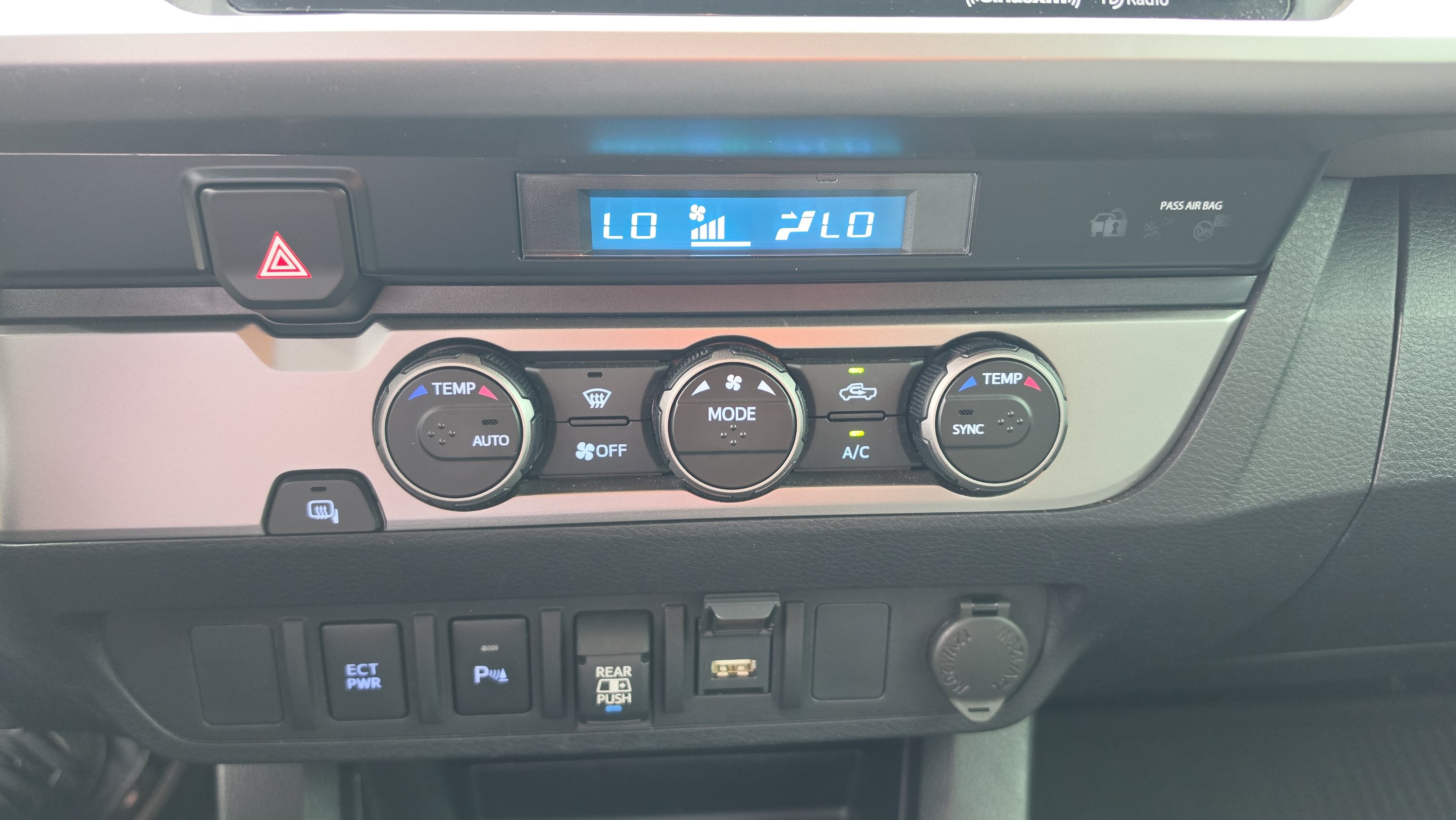 Used 2021 Toyota Tacoma SR5 RWD image 19