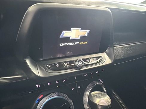 Used 2017 Chevrolet Camaro SS RWD image 17