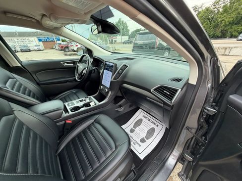Used 2024 Ford Edge SEL AWD/4WD image 12