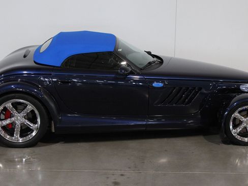 Used 2001 Chrysler Prowler RWD image 15