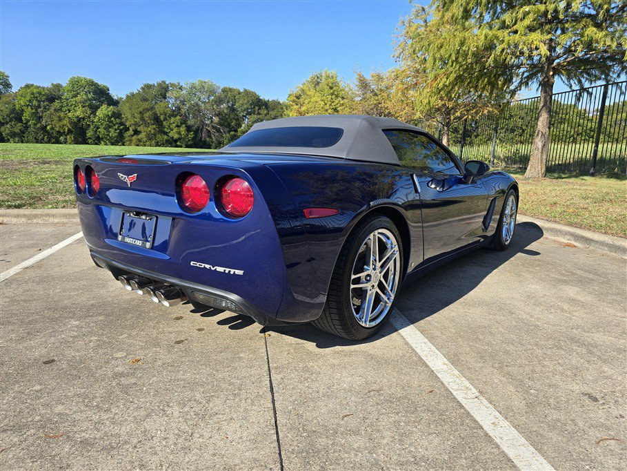 Used 2006 Chevrolet Corvette Convertible w/ Preferred Equipment Group RWD image 11