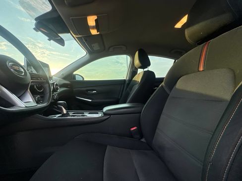 Used 2021 Nissan Sentra SR FWD image 35