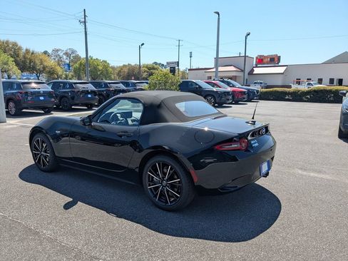 Used 2026 MAZDA MX-5 Miata Grand Touring RWD image 7