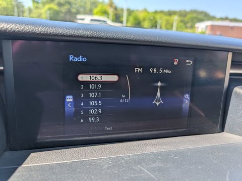Used 2016 Lexus IS 200t RWD image 23