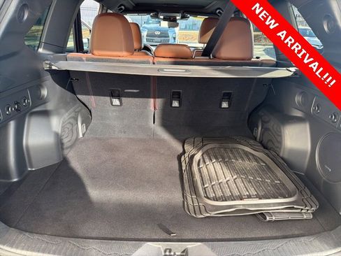 Used 2025 Subaru Forester Touring image 7