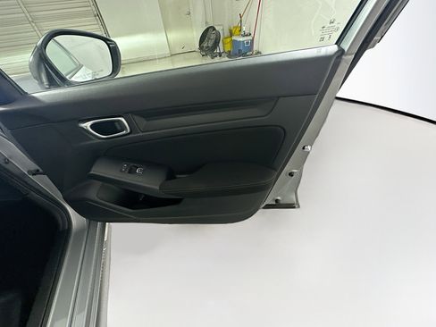 Used 2025 Honda Civic Sport image 30