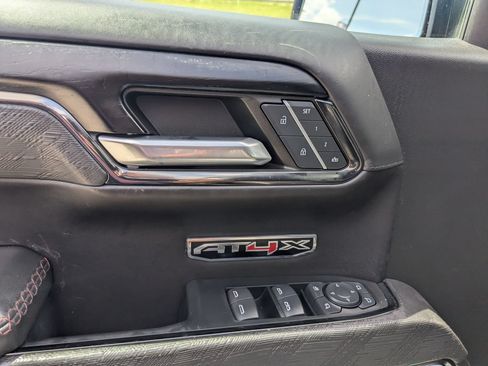 Used 2024 GMC Sierra 1500 AT4X AWD/4WD image 12