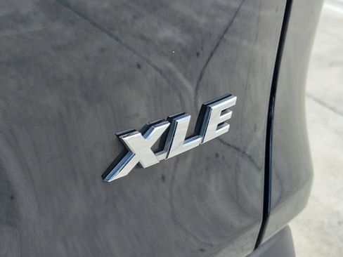 Certified 2023 Toyota RAV4 XLE w/ Convenience Package FWD image 9