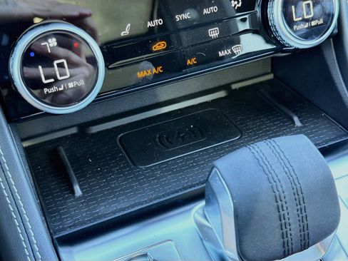 New 2026 Jaguar F-PACE R-Dynamic S AWD/4WD image 31