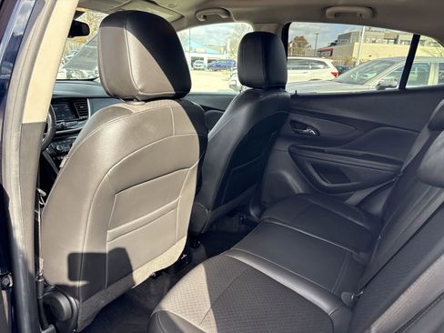 Used 2022 Buick Encore Preferred w/ Safety Package image 11