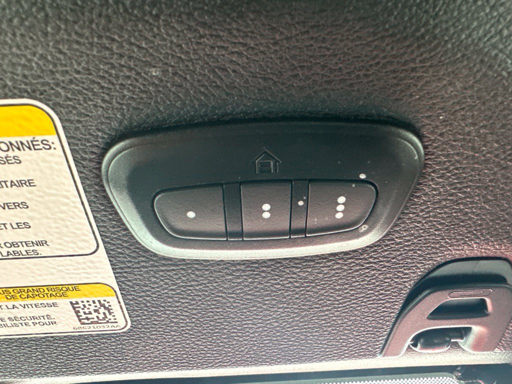 Used 2024 Jeep Gladiator Sport AWD/4WD image 47