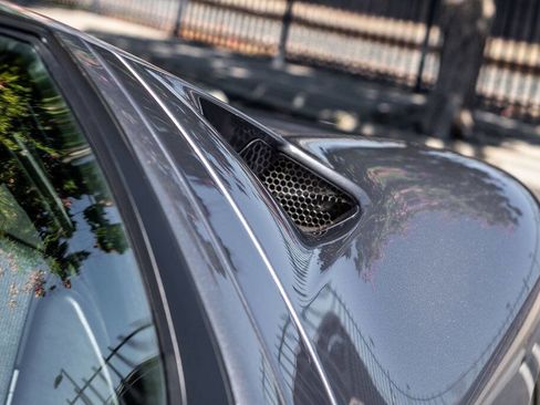 Used 2006 Ford GT image 92