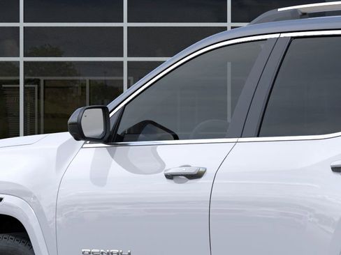 New 2026 GMC Terrain Denali w/ LPO, Floor Liner Package image 12