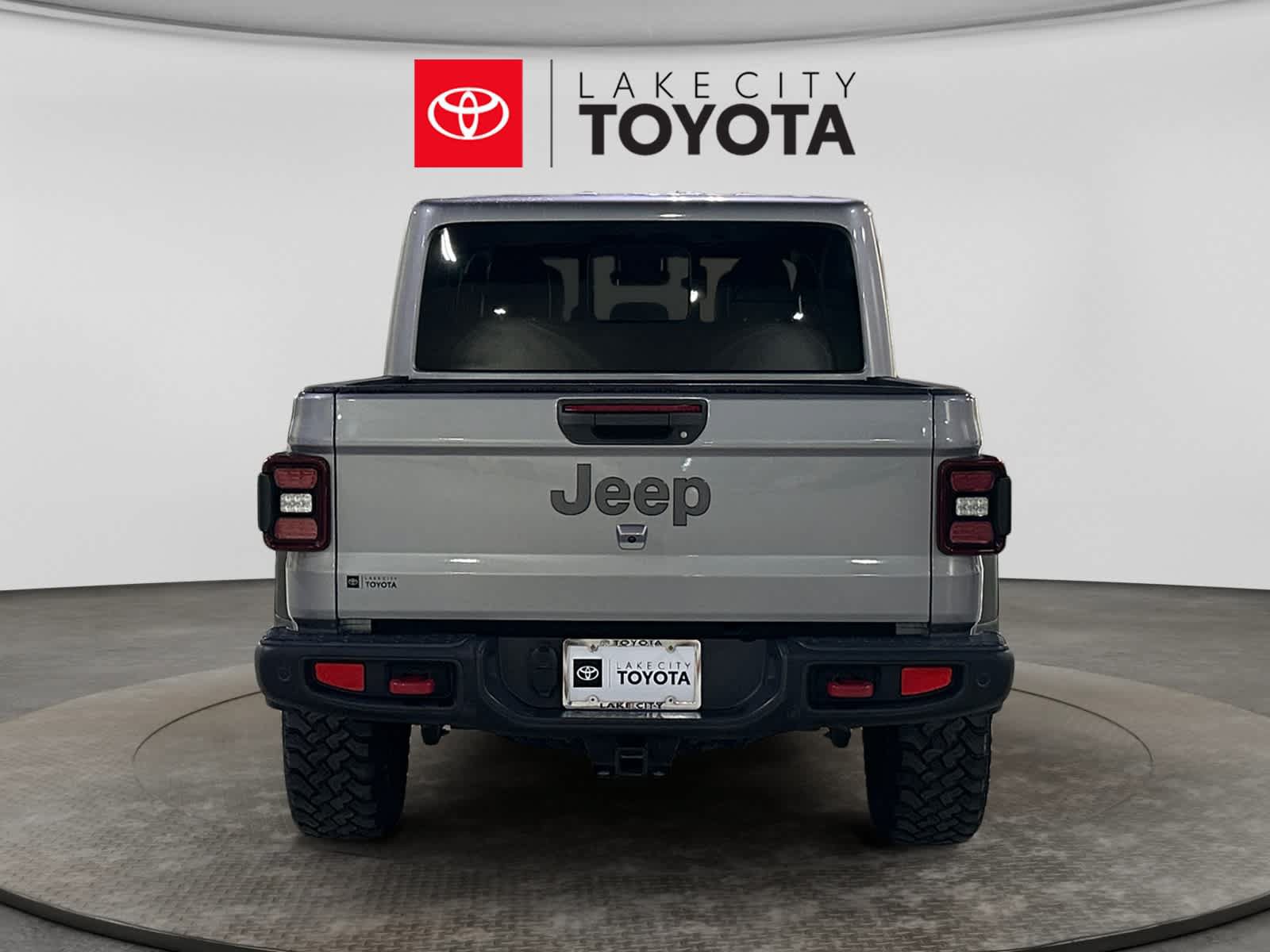 Used 2020 Jeep Gladiator Rubicon AWD/4WD image 7