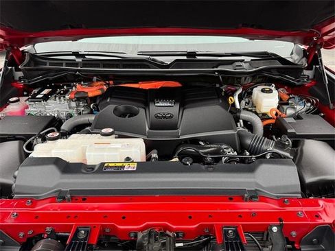 Used 2023 Toyota Tundra Platinum image 12
