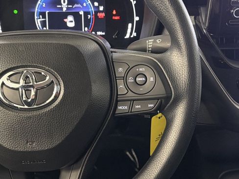 Used 2026 Toyota Corolla LE FWD image 30