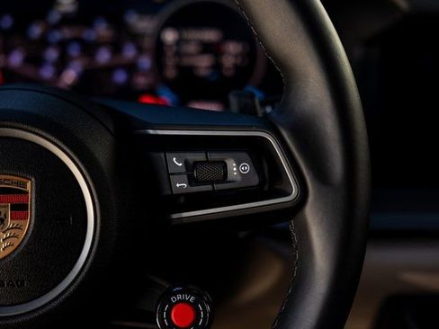 Certified 2025 Porsche 911 Carrera image 41