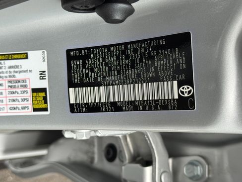 Used 2024 Toyota Corolla SE w/ SE Premium Package FWD image 45