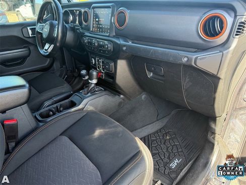 Certified 2022 Jeep Gladiator Mojave w/ LED Lighting Group image 27