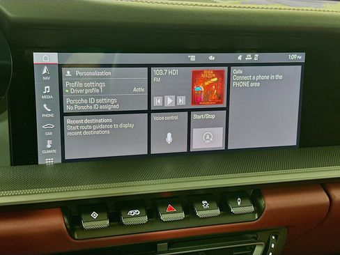 Used 2021 Porsche 911 Carrera image 15