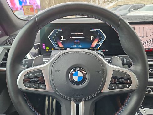 Used 2023 BMW X7 M60i w/ Executive Package image 21