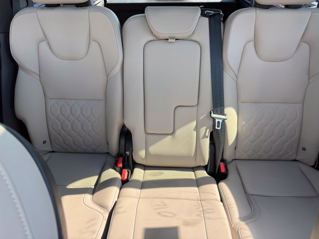 Used 2026 Volvo XC90 B6 Plus AWD/4WD image 14