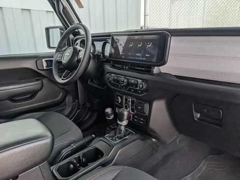 Used 2025 Jeep Wrangler Unlimited Sport S 4xe image 30