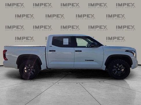 Used 2022 Toyota Tundra SR5 image 6