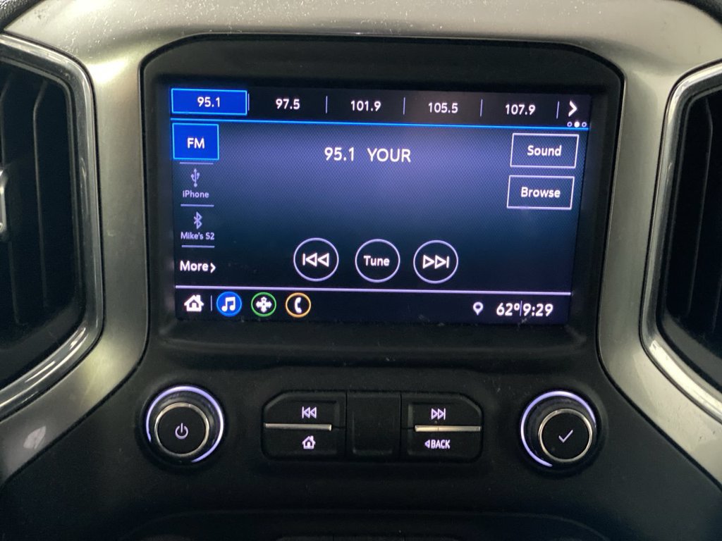 Used 2020 Chevrolet Silverado 1500 LT w/ Trailering Package AWD/4WD image 12