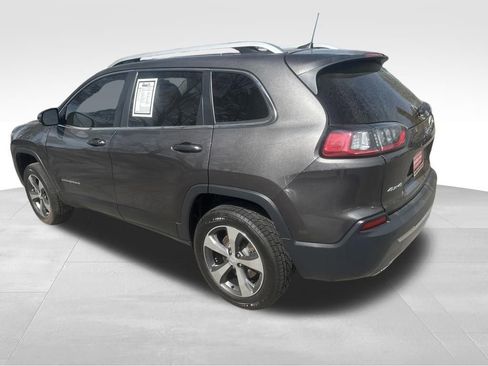 Used 2019 Jeep Cherokee Limited AWD/4WD image 17