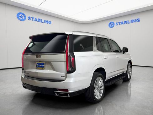 Used 2022 Cadillac Escalade Luxury image 8