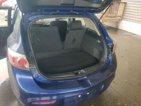 Used 2013 MAZDA MAZDA3 i Touring FWD image 15