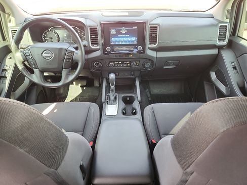 Used 2024 Nissan Frontier SV w/ Hardbody Edition AWD/4WD image 10