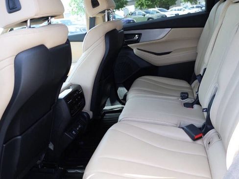 Used 2024 Acura MDX SH-AWD image 18