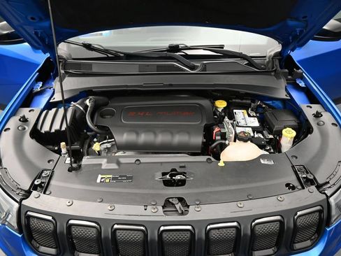 Used 2022 Jeep Compass Latitude FWD image 25