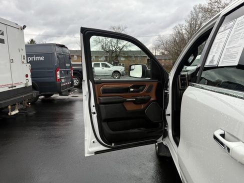 Used 2022 RAM 1500 Limited image 11