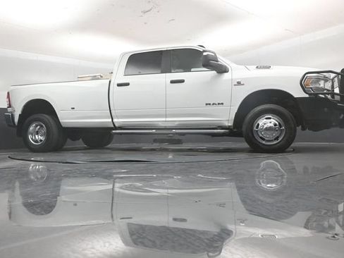 Used 2024 RAM 3500 Big Horn AWD/4WD image 49