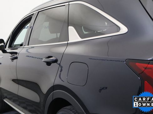 Used 2024 Kia Sorento SX Prestige image 10