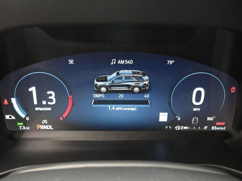 New 2026 Ford Explorer Active RWD image 12