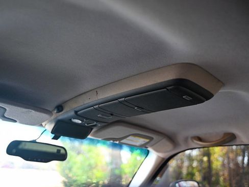 Used 2001 Chevrolet Silverado 3500 LT image 98